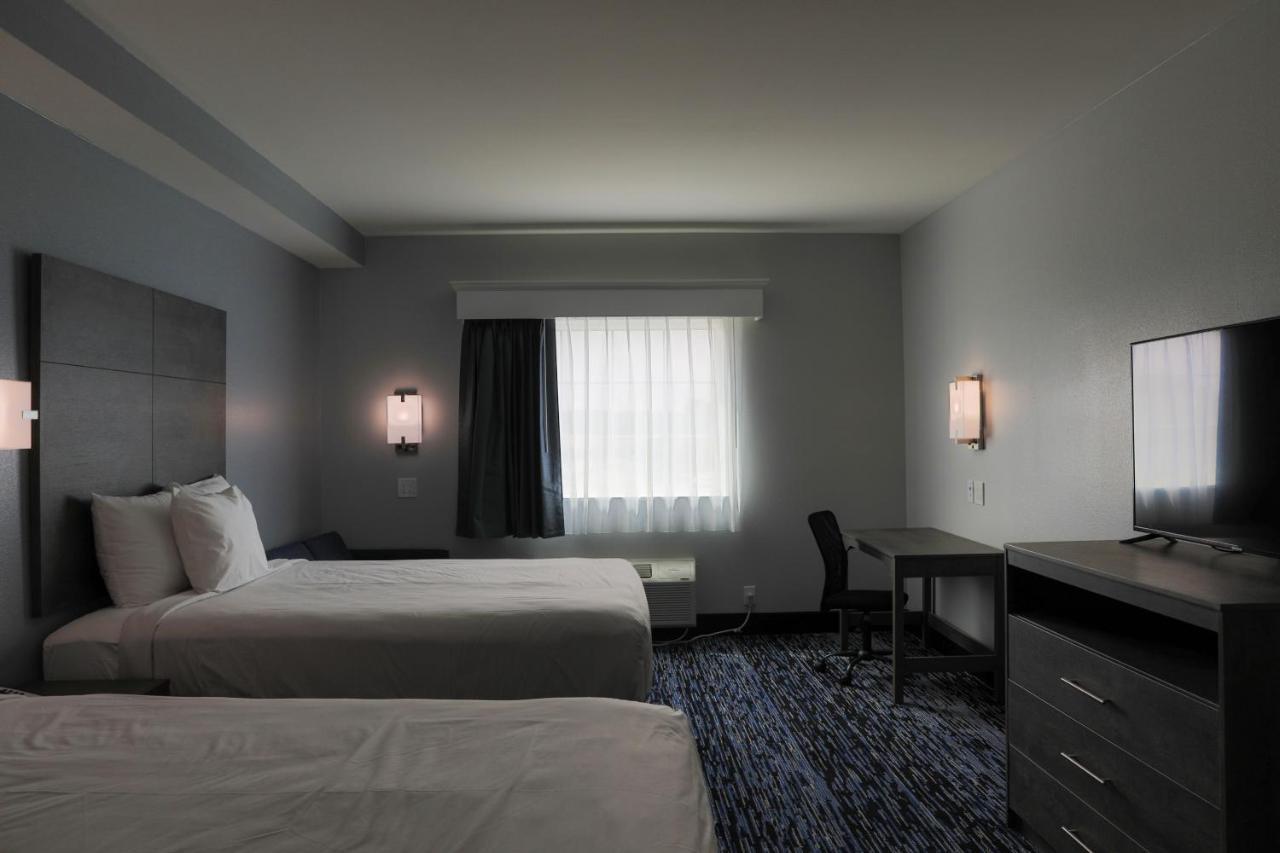 Home Inn And Suites โอลีฟแบรนช์ ภายนอก รูปภาพ