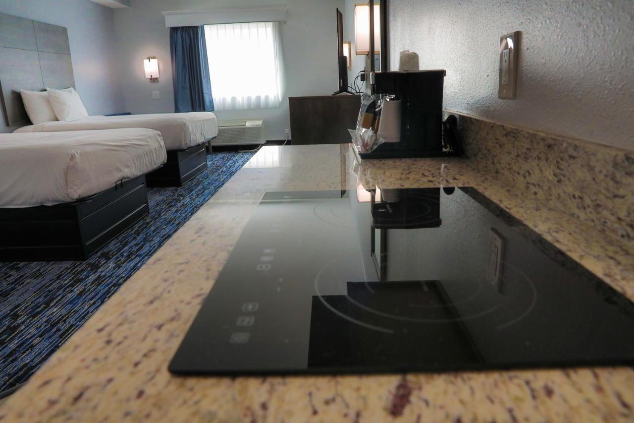 Home Inn And Suites โอลีฟแบรนช์ ภายนอก รูปภาพ