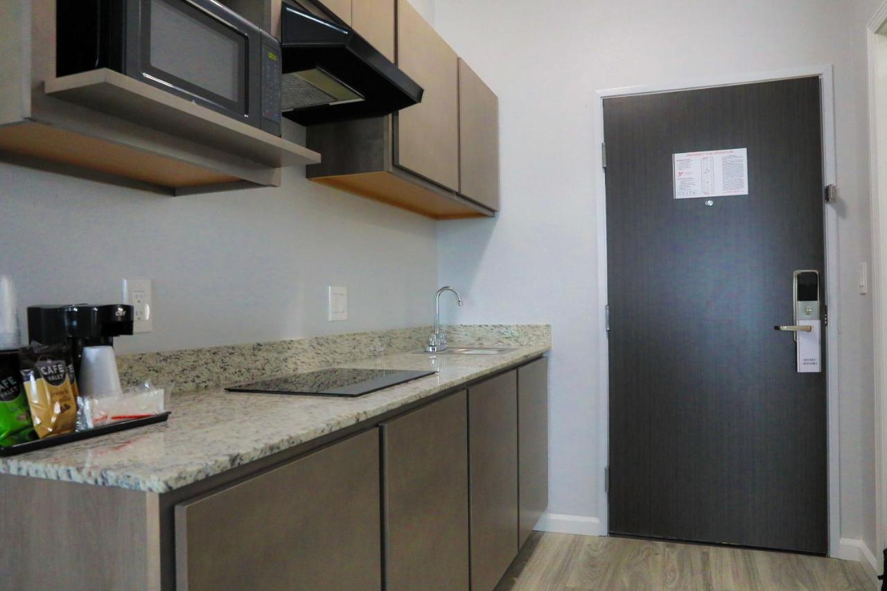 Home Inn And Suites โอลีฟแบรนช์ ภายนอก รูปภาพ